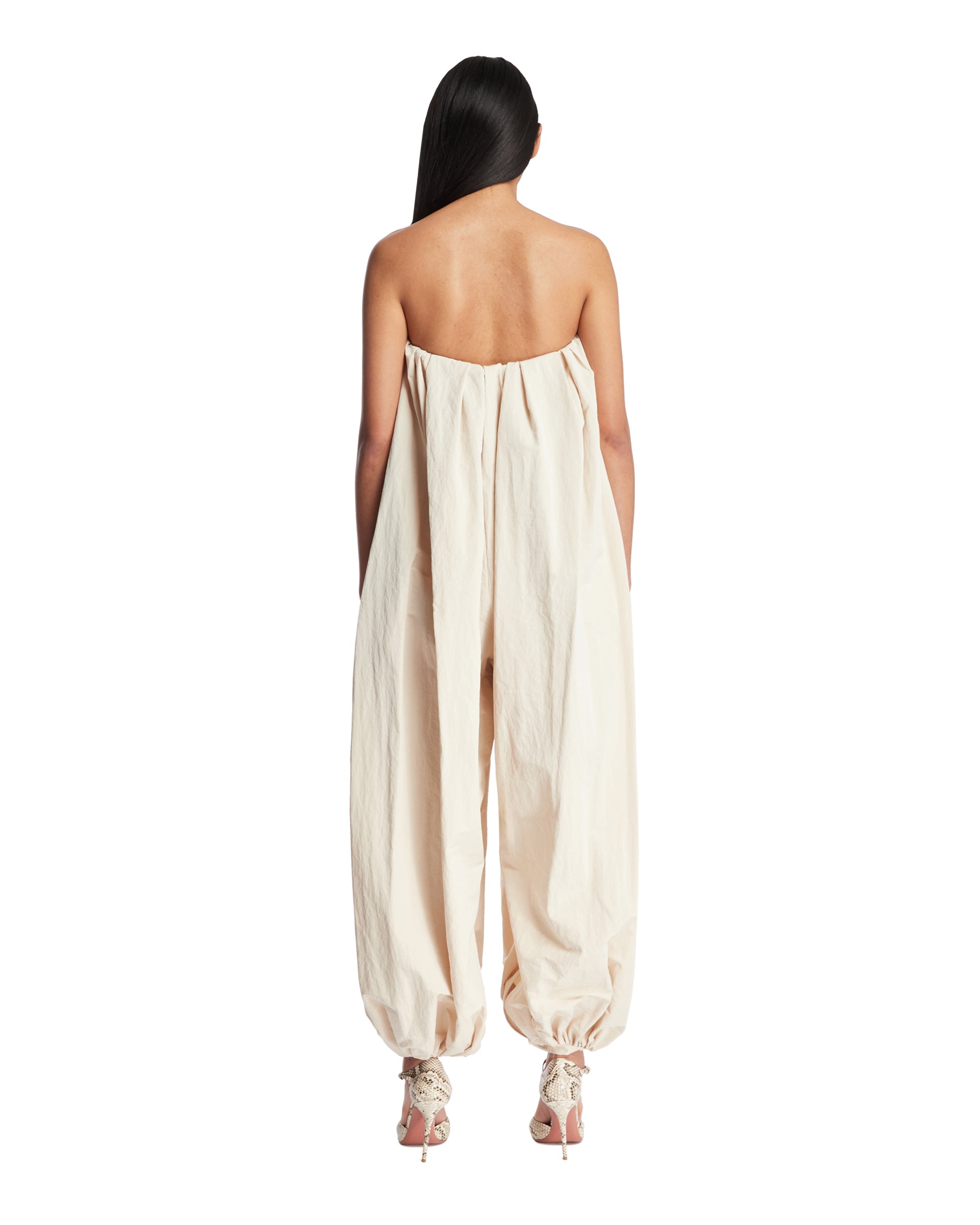 SS25---jacquemus---251PA1331714110_4_P.JPEG