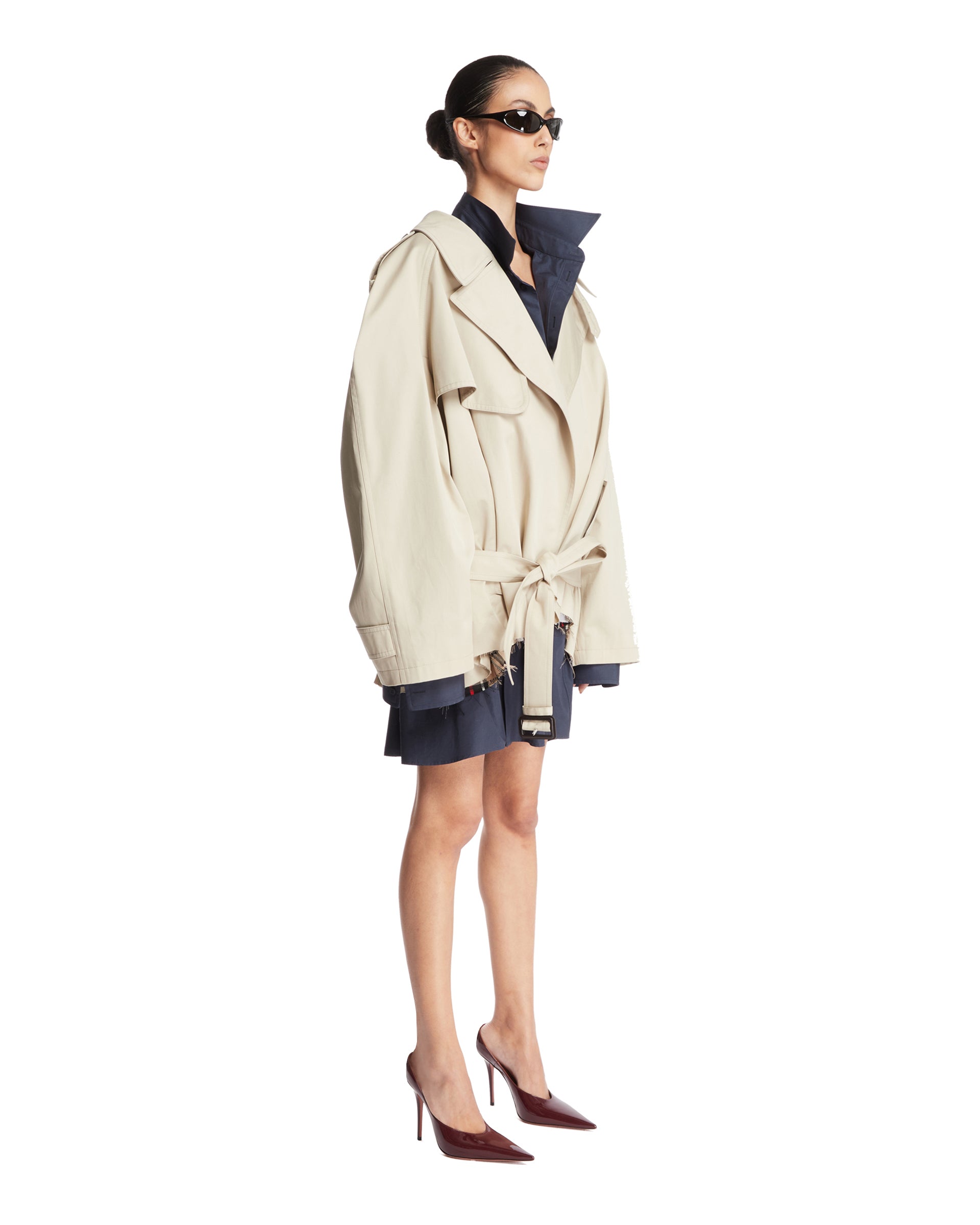 SS25---balenciaga---814615TBP019501_1_P_d88fb943-6b29-4ef6-8111-50415765afac.JPEG