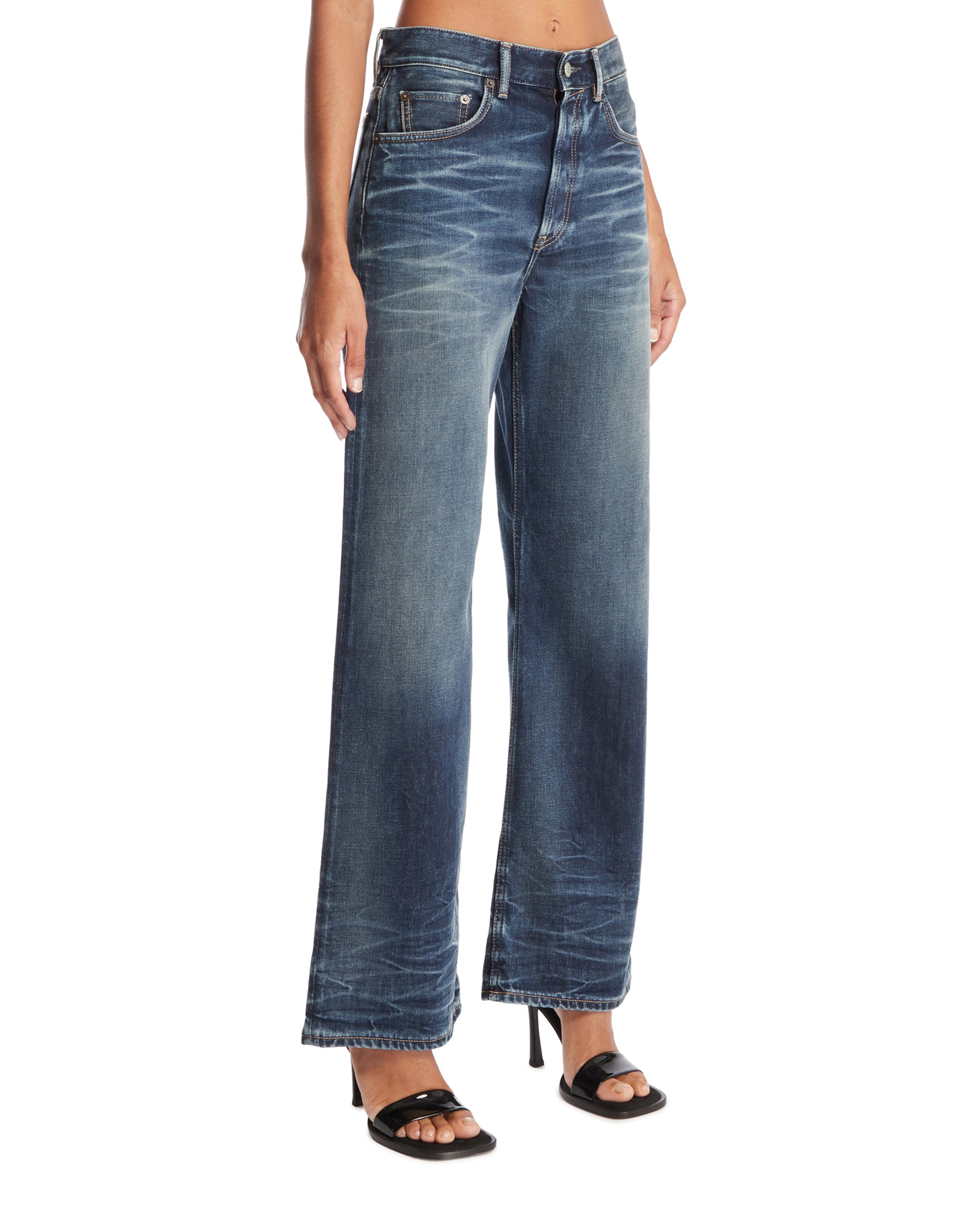 SS25---acne_20studios---A00520863_1_P_70206fe3-7644-4dde-bfef-3df6263fb5bc.JPEG