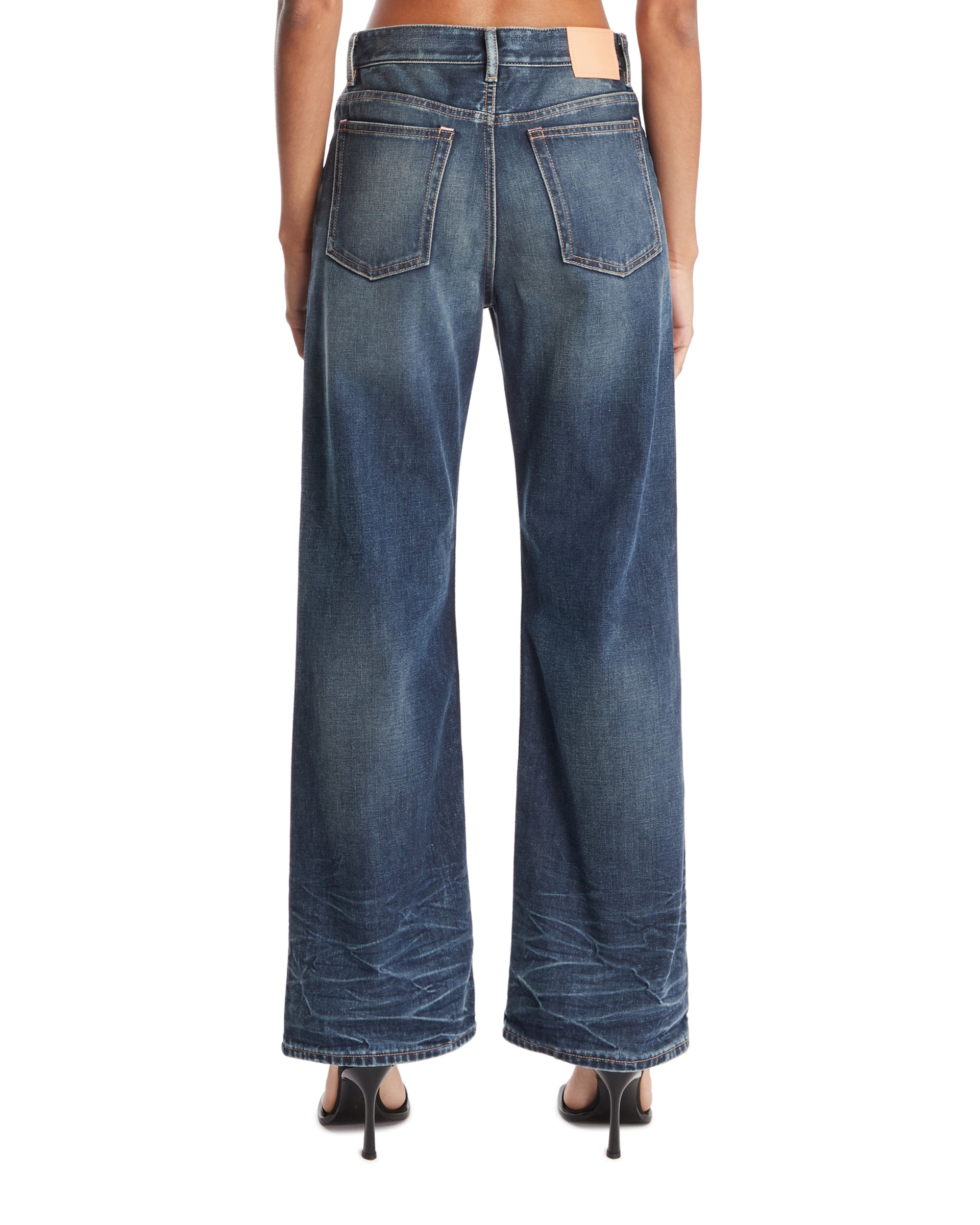 SS25---acne_20studios---A00520863_4_P_07e78ffc-f3f8-4ed1-ba3e-e0a576641baa.JPEG