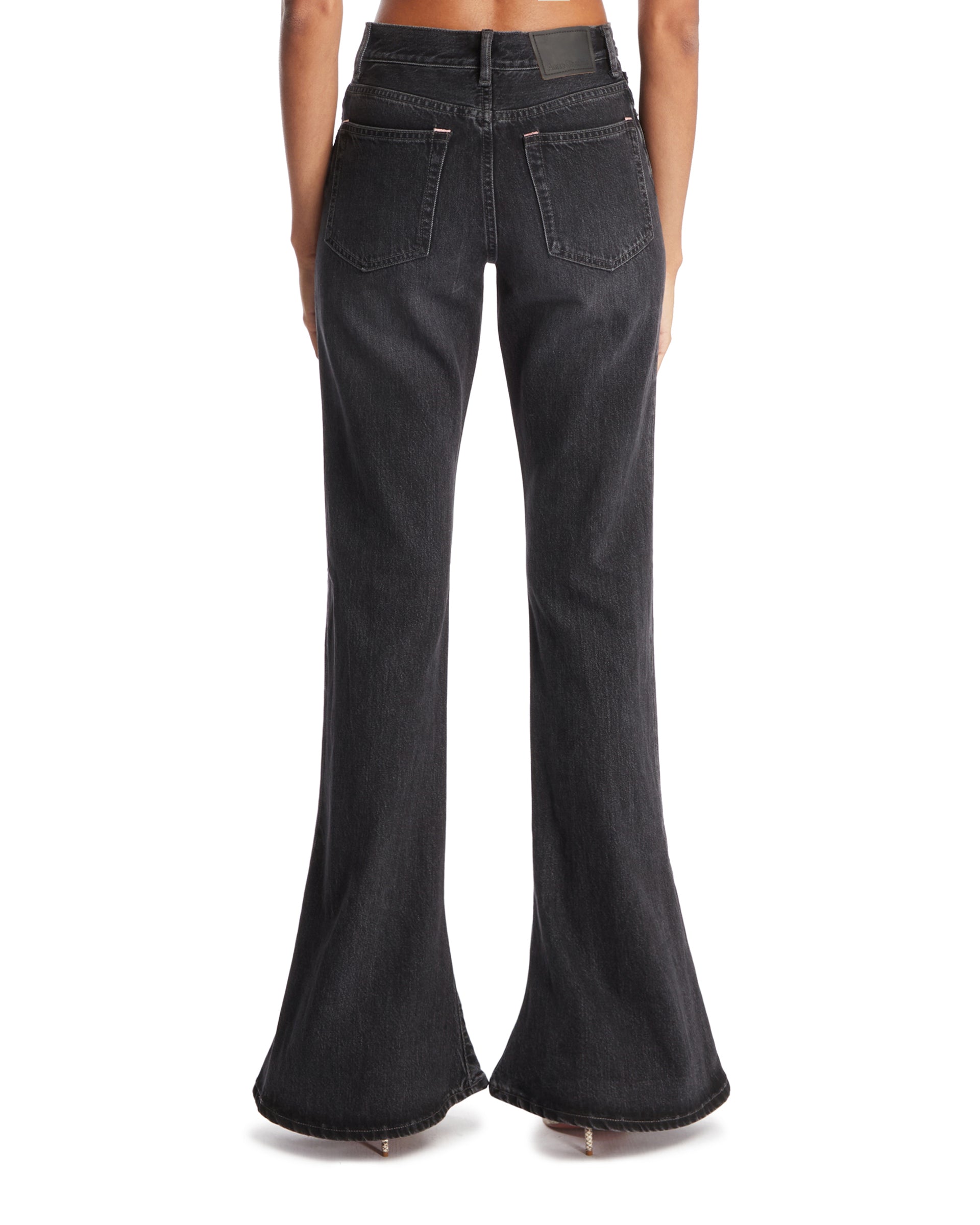 SS25---acne_20studios---A00511900_4_P_a81a0bfd-d797-46c1-96e8-d5a480848ff3.JPEG