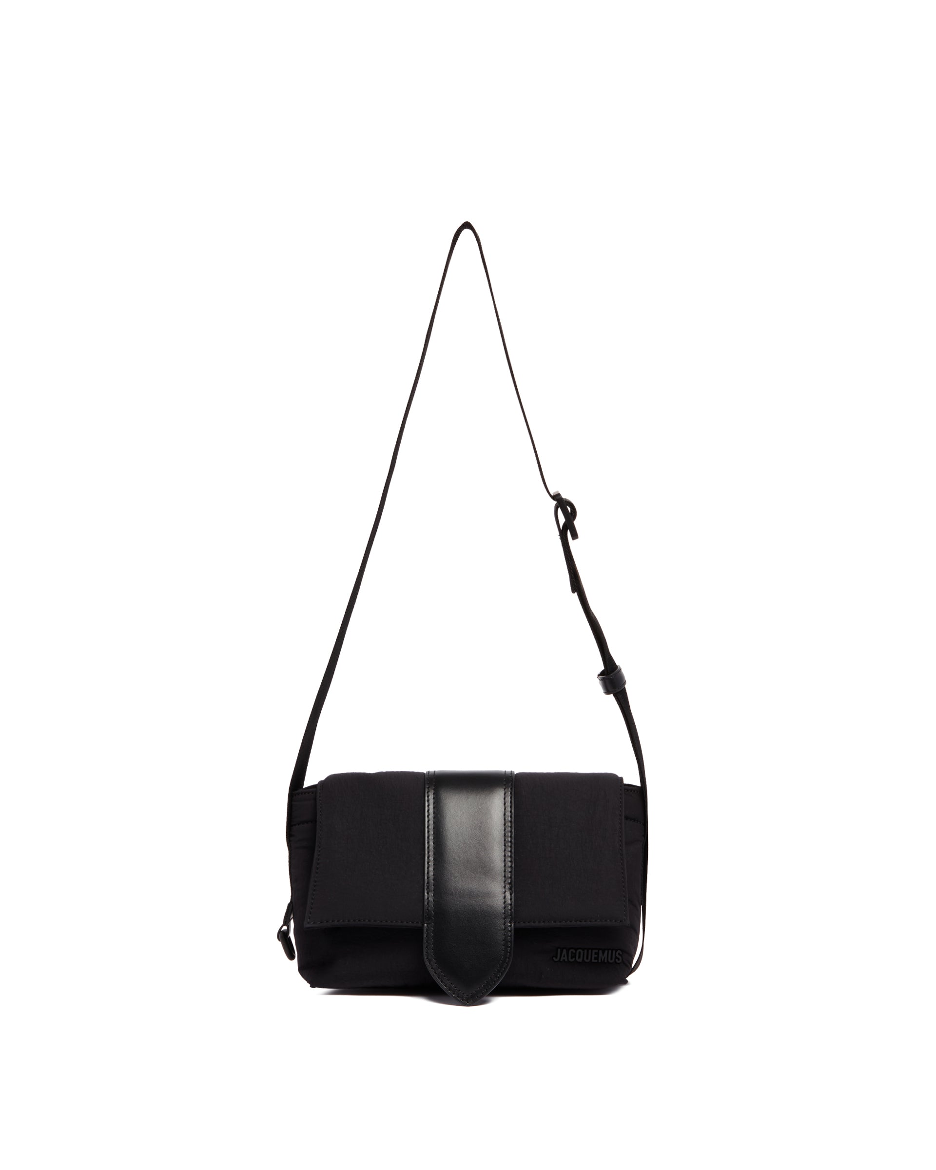 SS25---jacquemus---245BA3733174990_97340612-0759-4611-ae53-45eff4f38575.JPEG