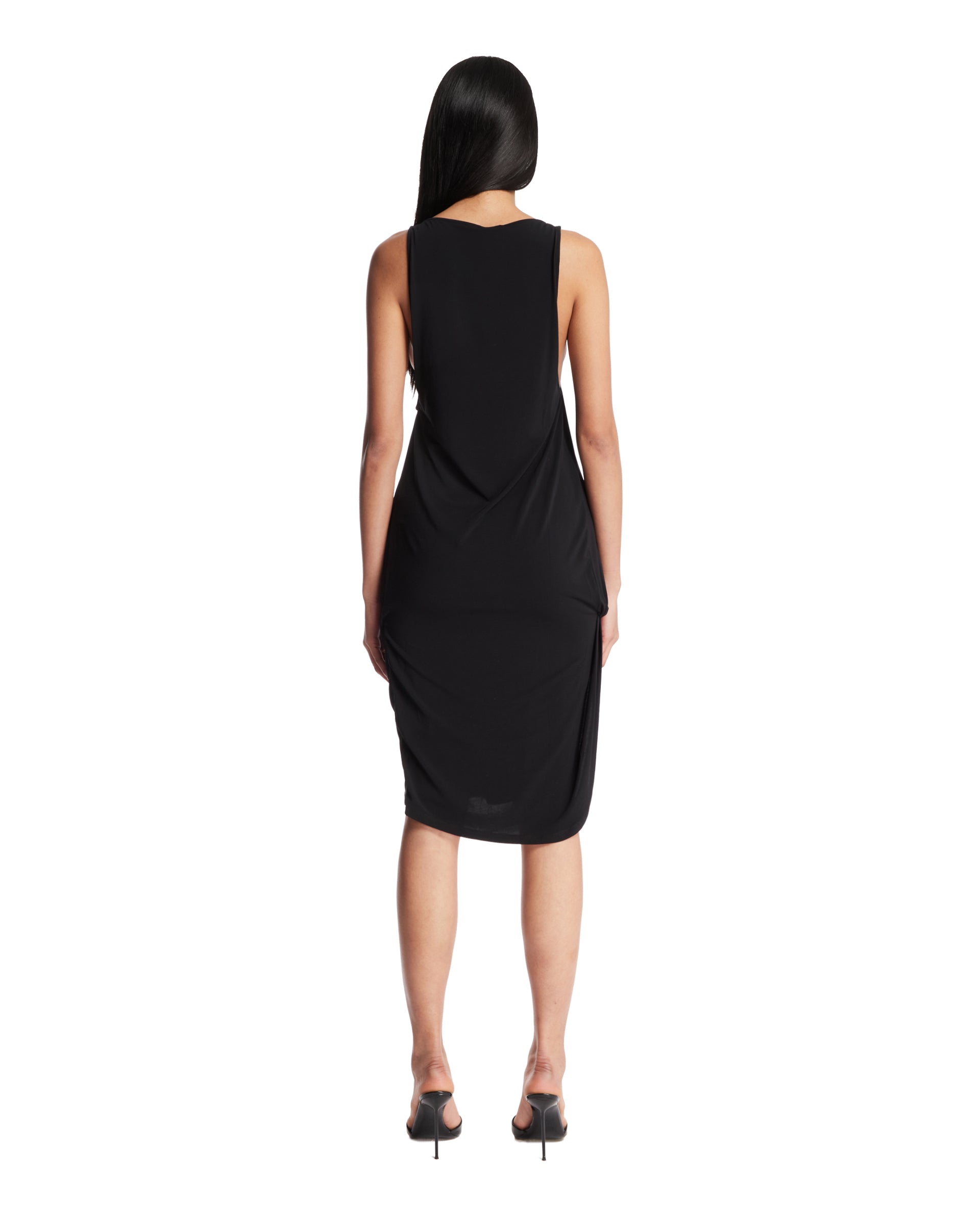 SS25---jacquemus---251DR2422381990_4_P_04cc2120-4ab5-4fb1-ab46-8a16c0dd75cb.JPEG