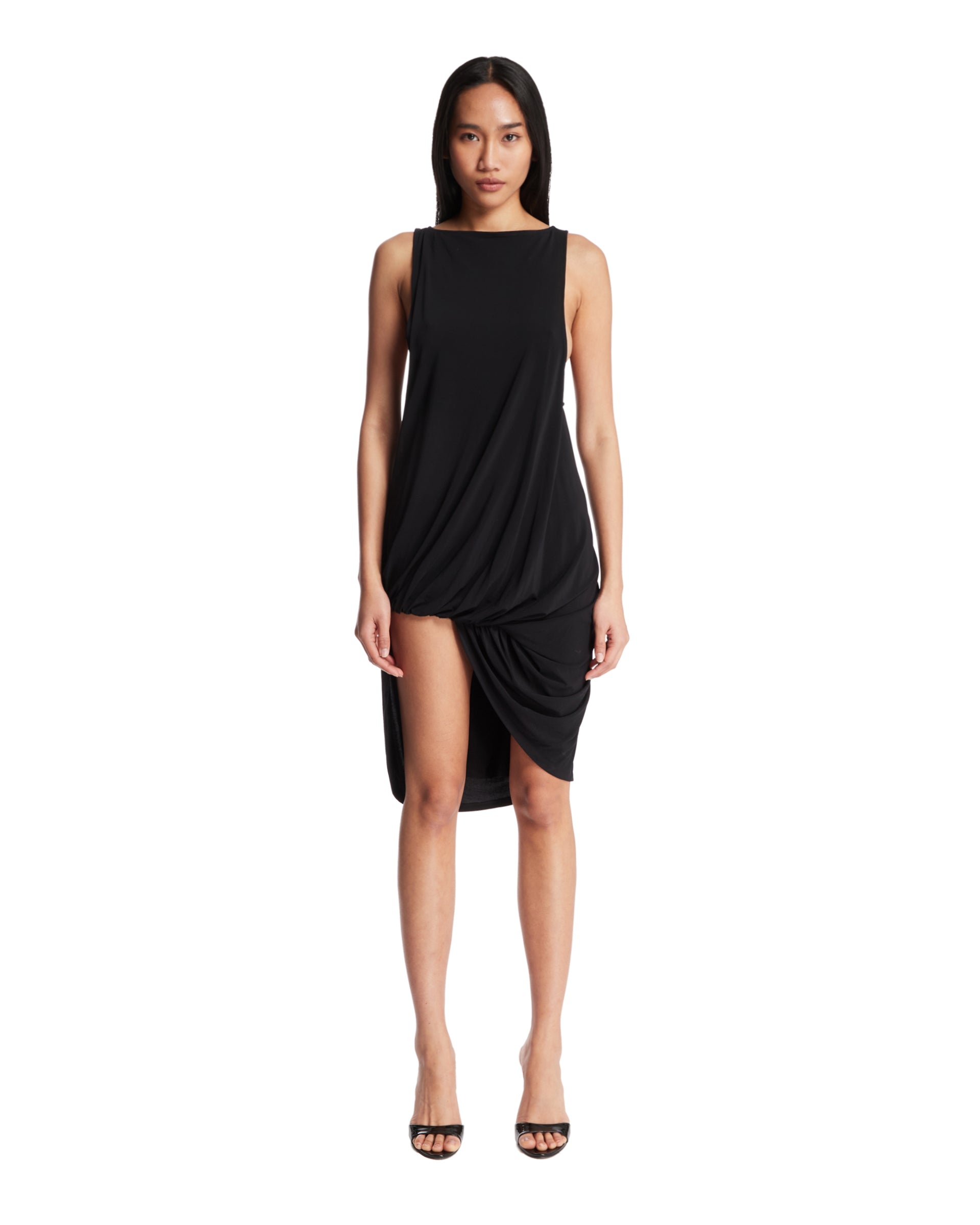 SS25---jacquemus---251DR2422381990_fd636f4b-b130-44f0-a041-5d443ff53fff.JPEG