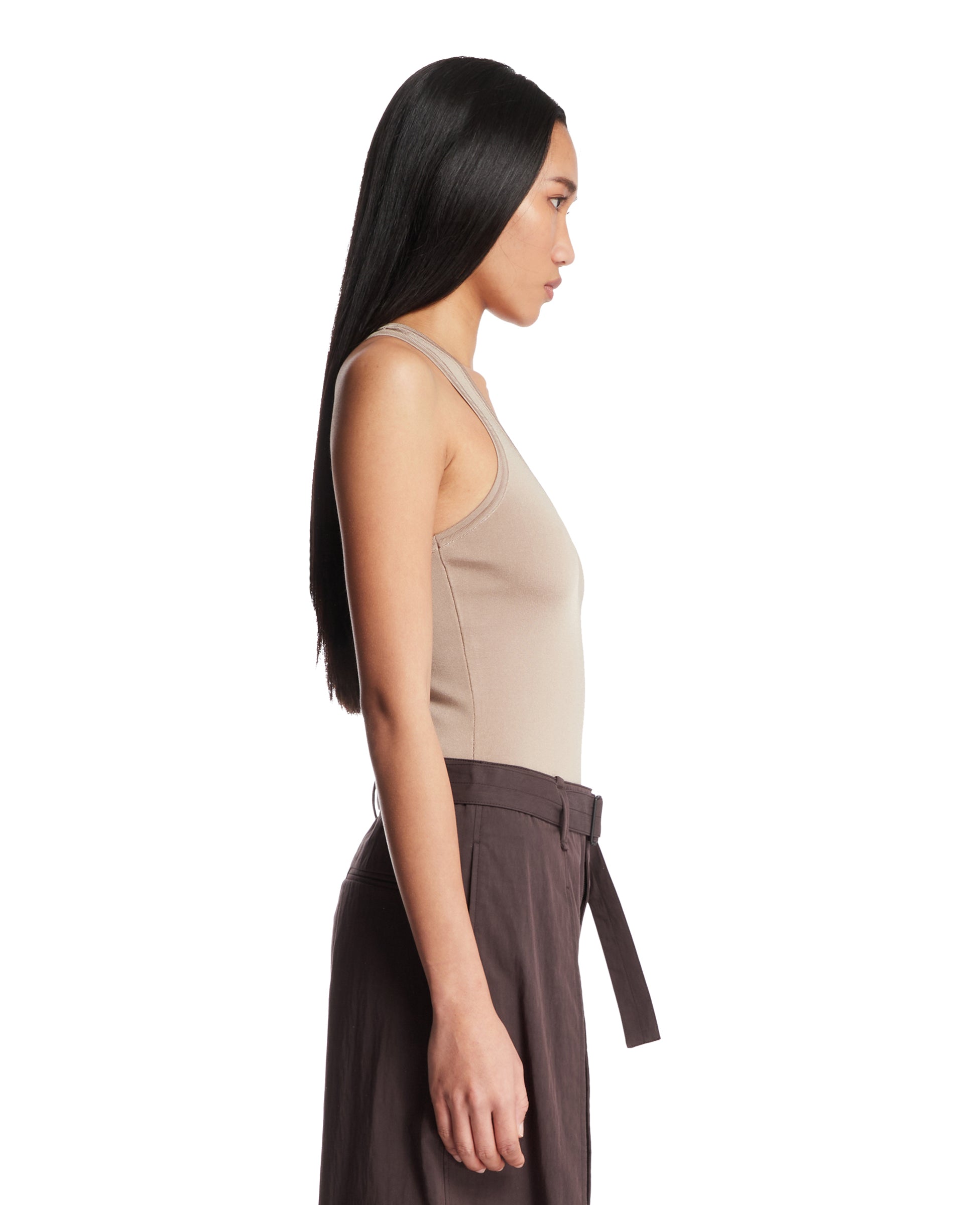 SS25---ferragamo---113473472_3_P_83837e27-375c-4514-afd1-fdb13c653f19.JPEG