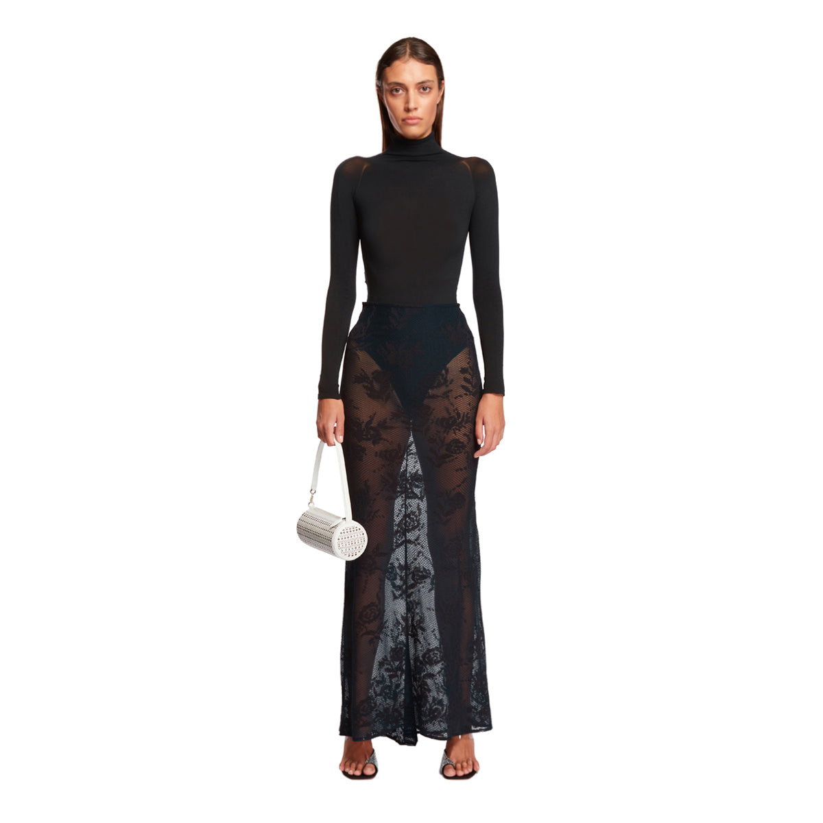 FW23-24---alaia---AA9B02364M826995_4_P_aeeda565-46f3-4c3e-890c-c2c4c3f70893.JPEG