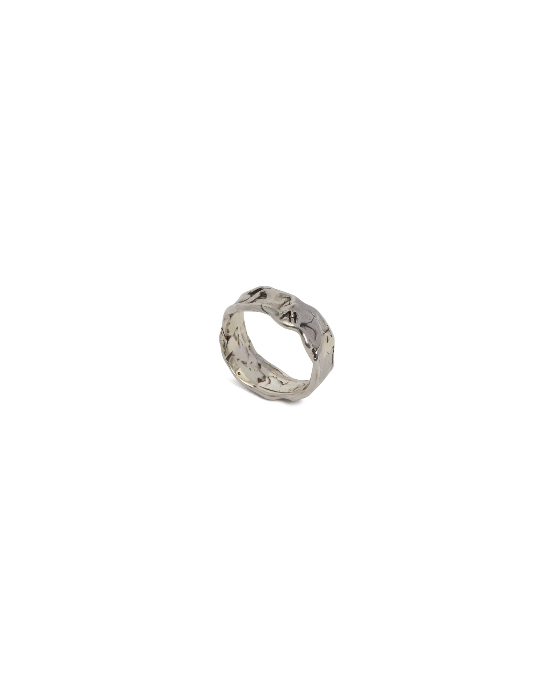 0000---arlo_20haisek---22ANELLO_3_P.jpg