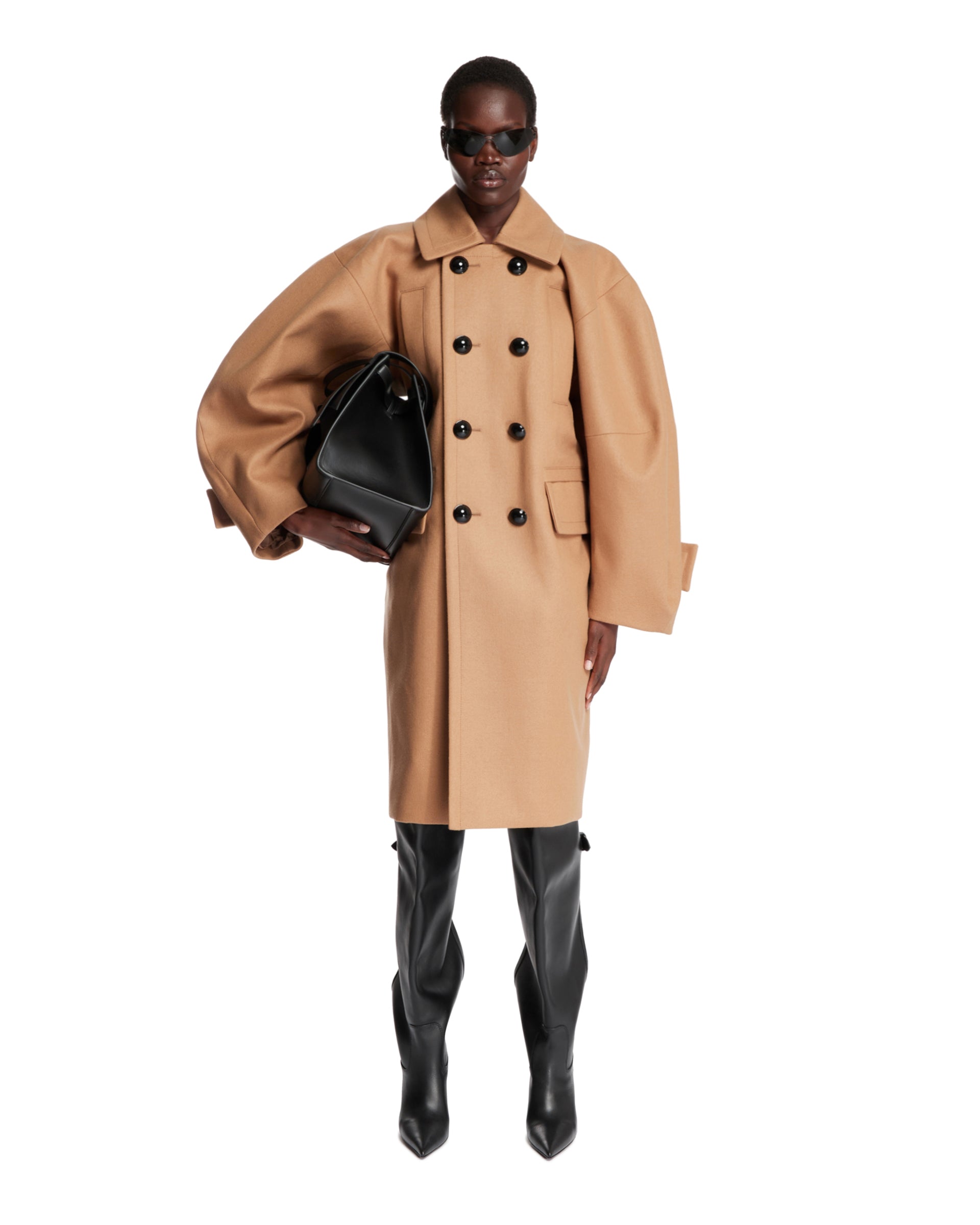 FW24-25---sacai---2407329651_2_P.JPEG