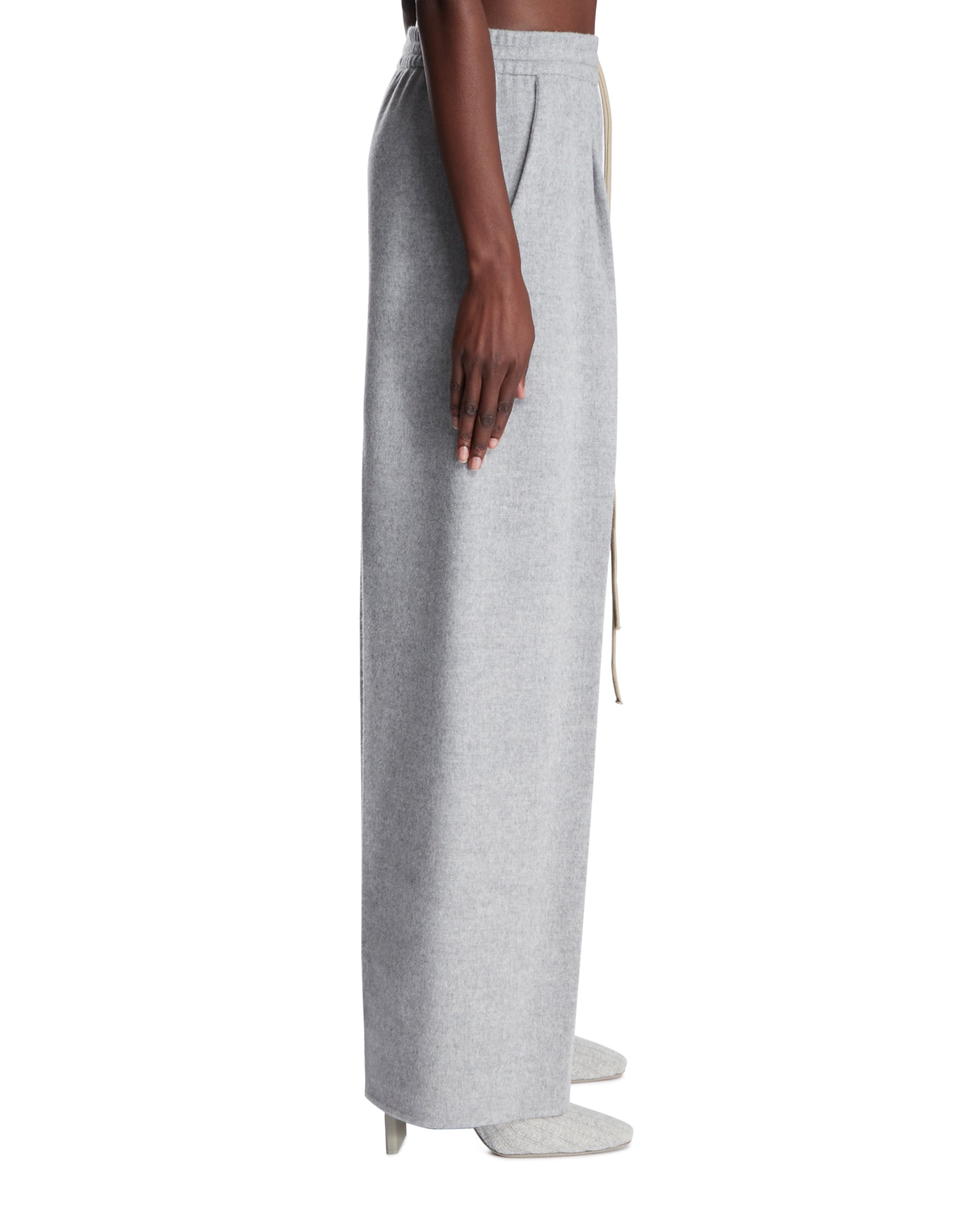 FW24-25---fear_20of_20god---FG24FW404003DWCPARISSKY_3_P_6560eb01-7d9b-4bcf-8f07-5e39e911dec2.jpg
