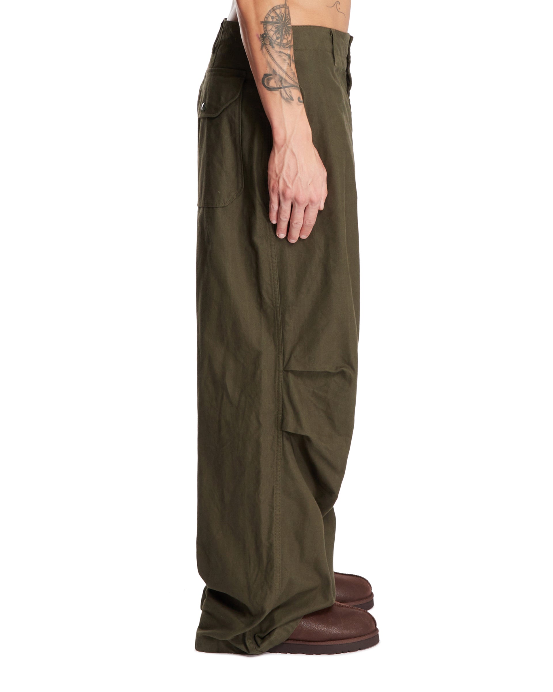 FW24-25---engineered_20garments---24F1F022BZ006_3_P_1cef6d17-a3f7-4651-bf3d-e8758bf74e60.JPEG