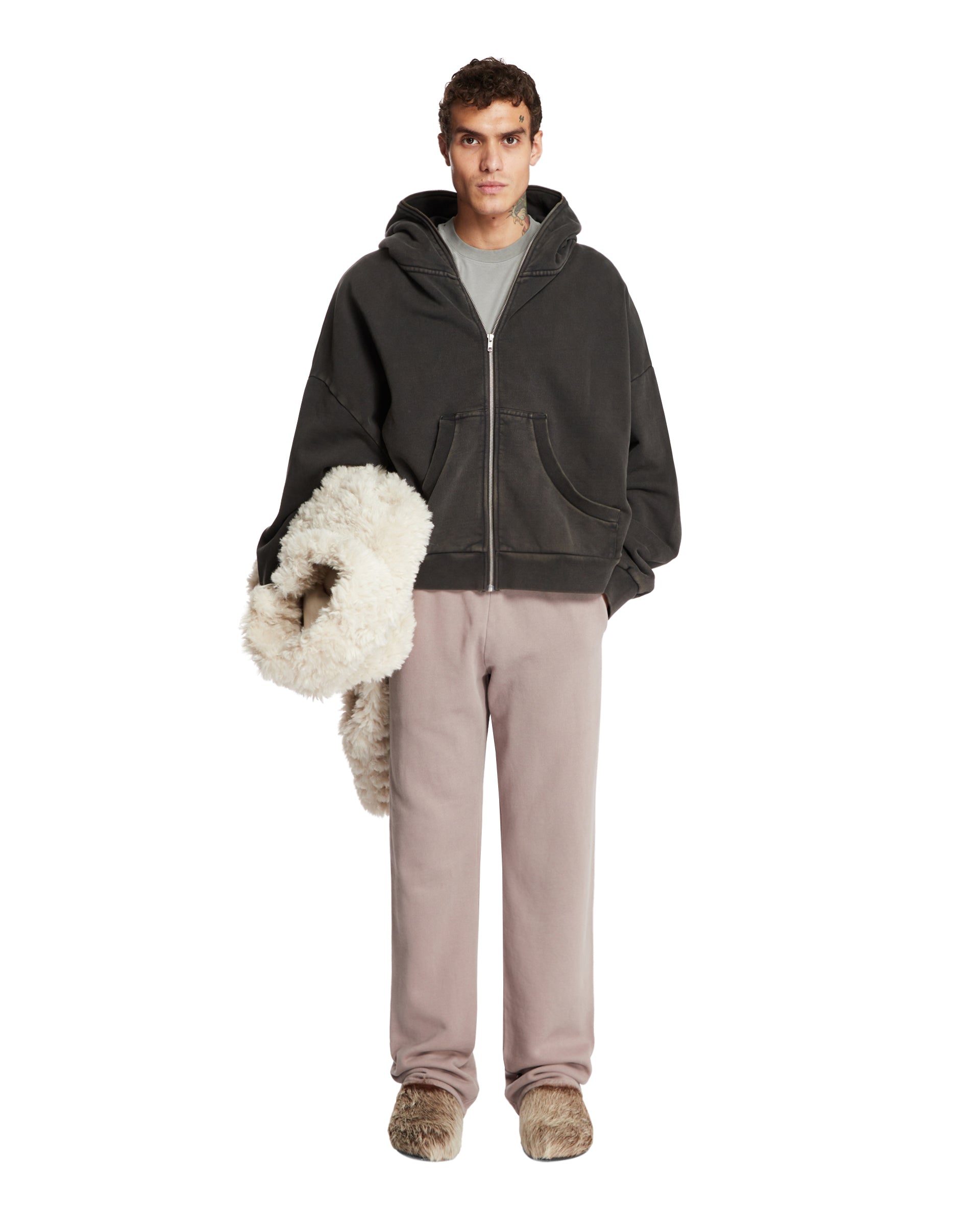 FW24-25---entire_20studios---ES2204SA_2_P_786ca053-8697-4212-b5aa-33c8b2ce05ad.JPEG