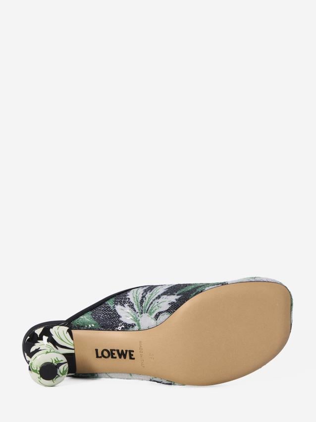 p25_loewe_p25-loewe-llst379x1057285p.jpg