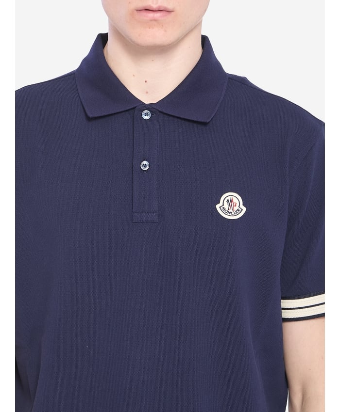 p25_moncler_p25-moncler-8a0002089a167a92p.jpg