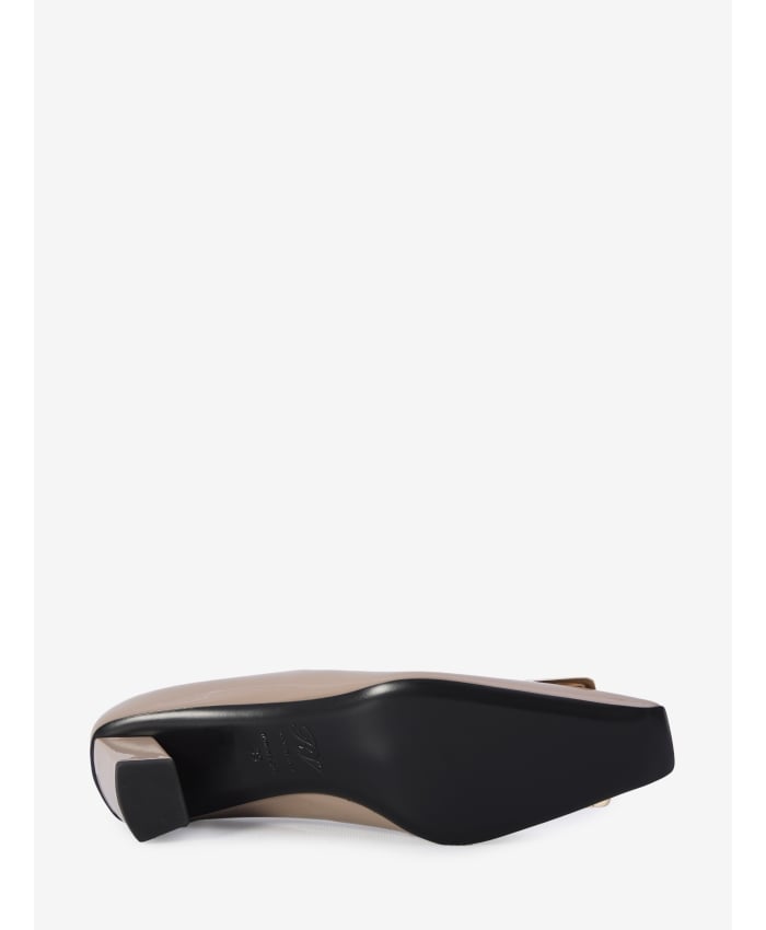 p25_roger-vivier_p25-roger-vivier-rvw00600920d1ppc4155p.jpg