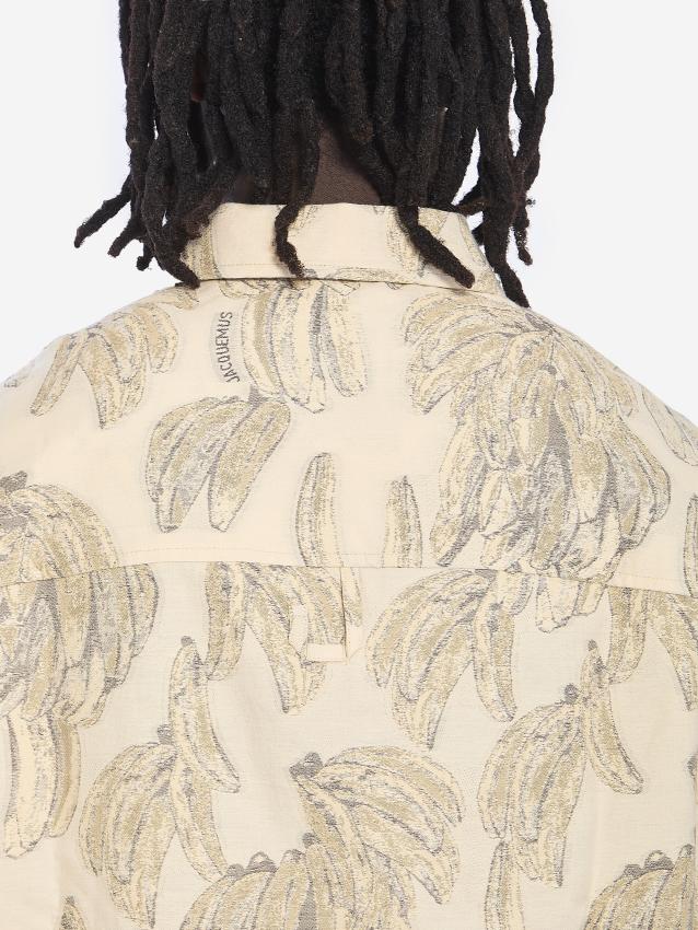p25_jacquemus_p25-jacquemus-255sh12317481ie3p.jpg