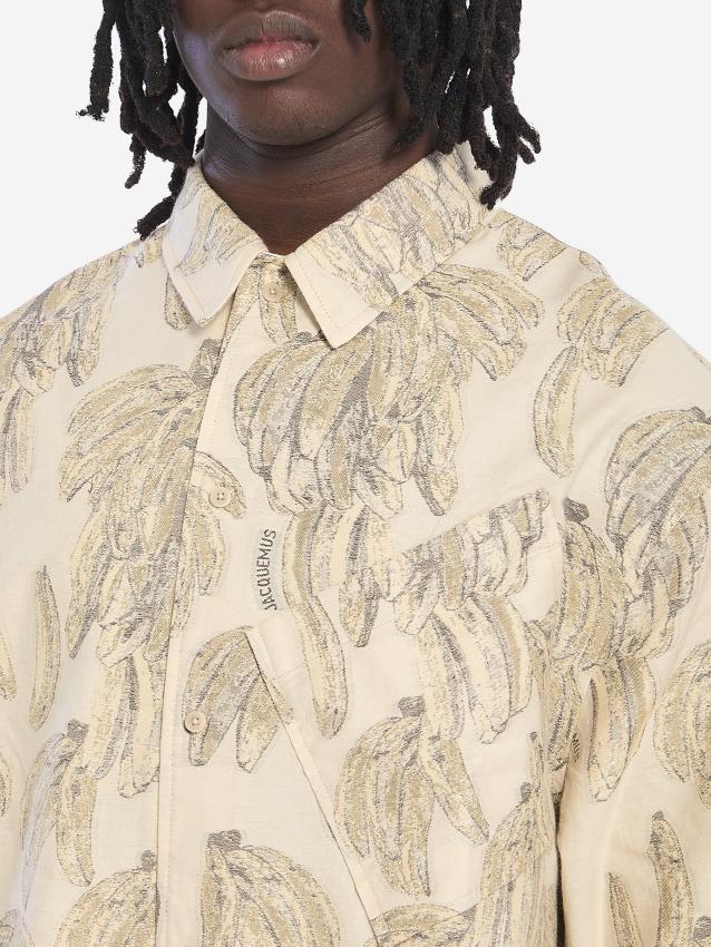 p25_jacquemus_p25-jacquemus-255sh12317481ie4p.jpg