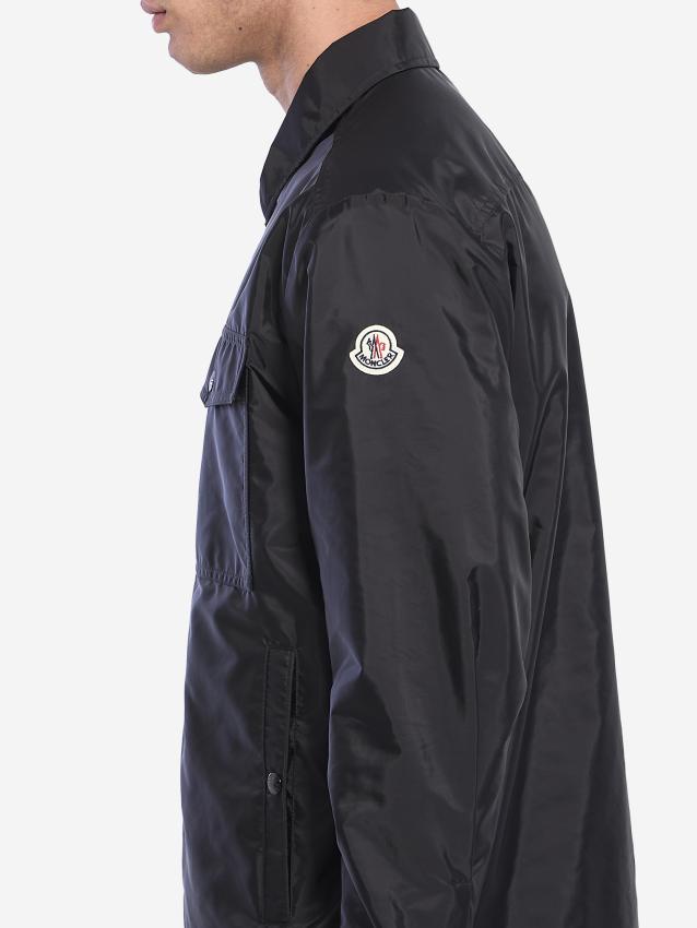 p25_moncler_p25-moncler-2f00017539zd9993p.jpg
