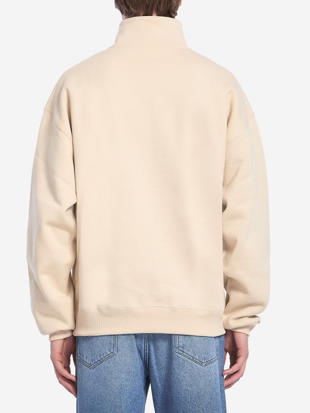 p25_jacquemus_p25-jacquemus-255js28324581511p.jpg