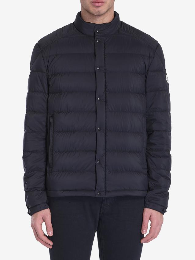 p25_moncler_p25-moncler-1a00023597yd999.jpg