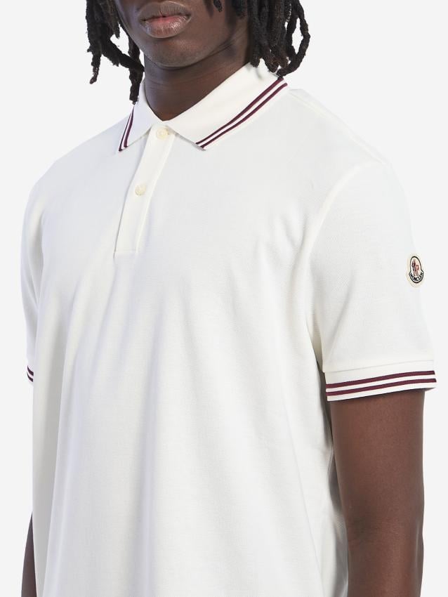 p25_moncler_p25-moncler-8a0000789a160342p.jpg
