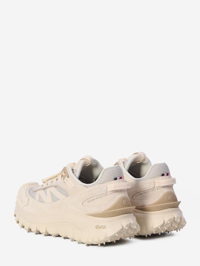 p25_moncler_p25-moncler-4m00100m555221i4p.jpg