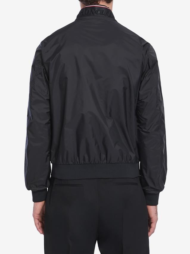 p25_moncler_p25-moncler-1a00198683529991p.jpg