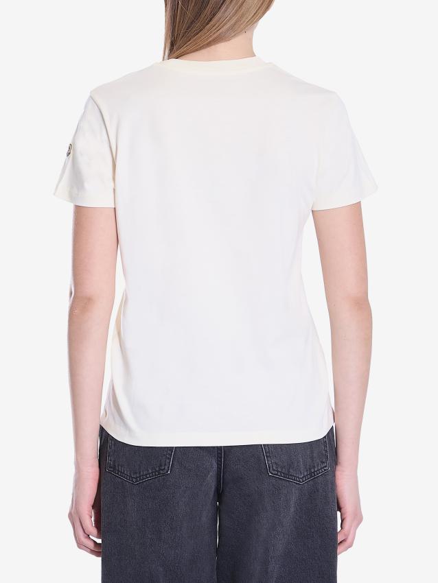p25_moncler_p25-moncler-8c0000889auo0371p.jpg