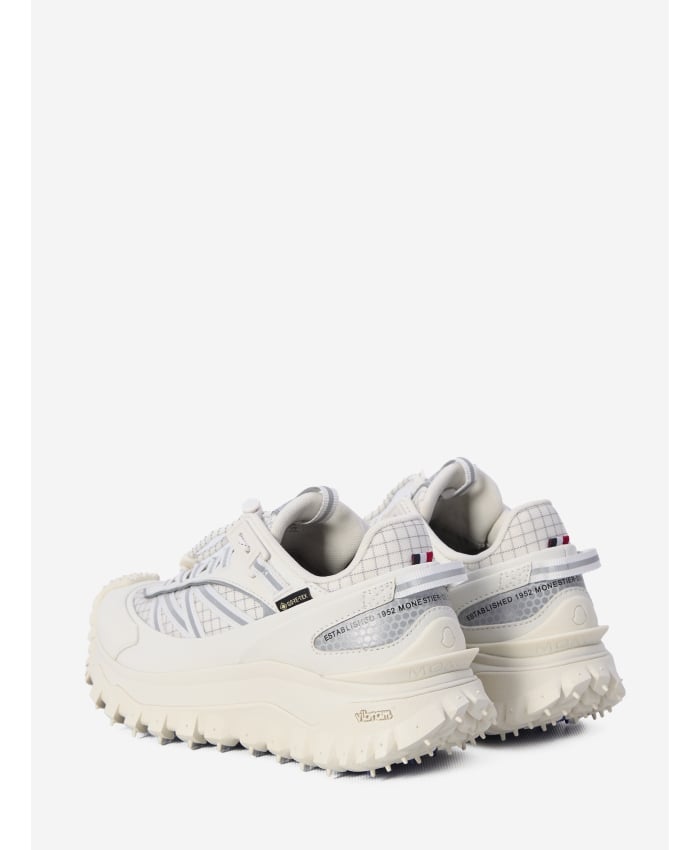 p25_moncler_p25-moncler-4m00150m20580144p.jpg