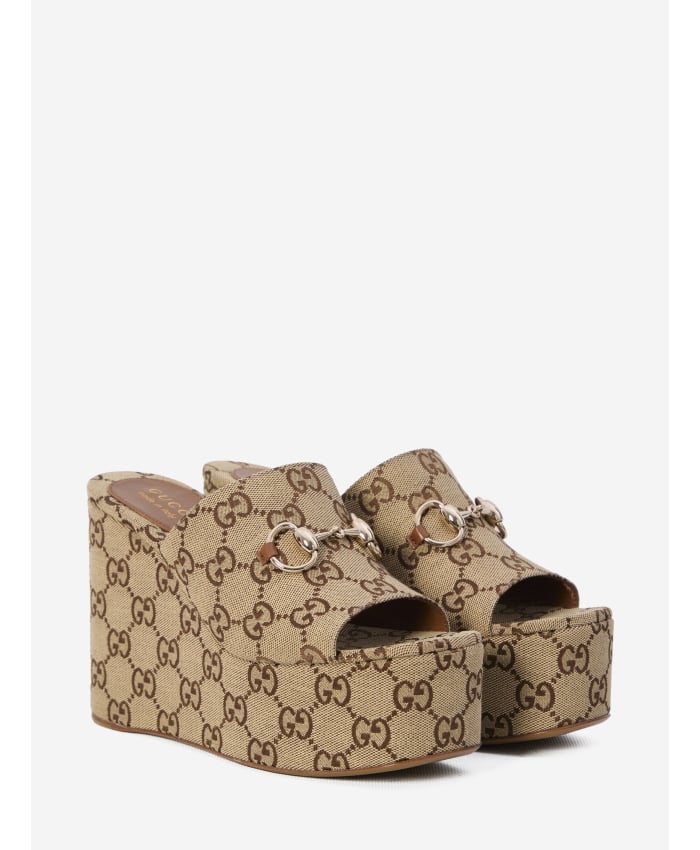 p25_gucci_p25-gucci-816328fab1025472p.jpg