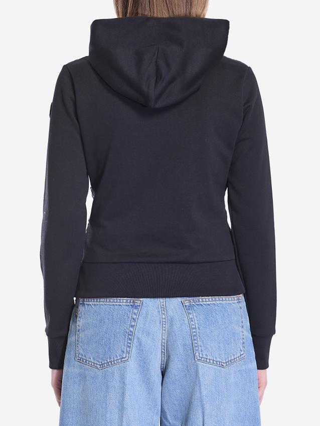 p25_moncler_p25-moncler-8g00020809kz9992p.jpg