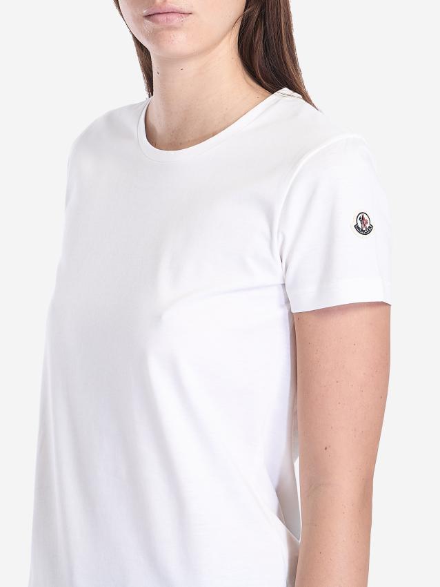 p25_moncler_p25-moncler-8c73200v80580332p.jpg