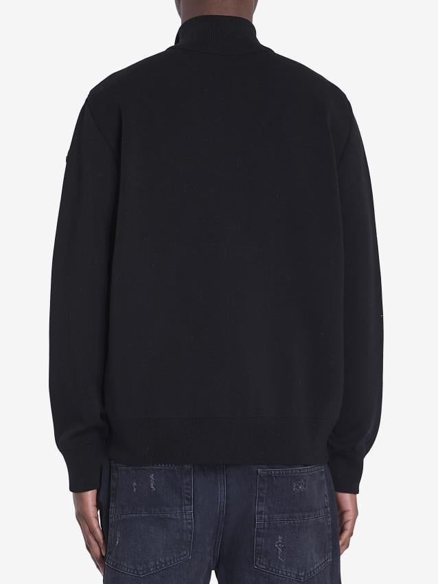 p25_moncler_p25-moncler-9b00020v91009991p.jpg