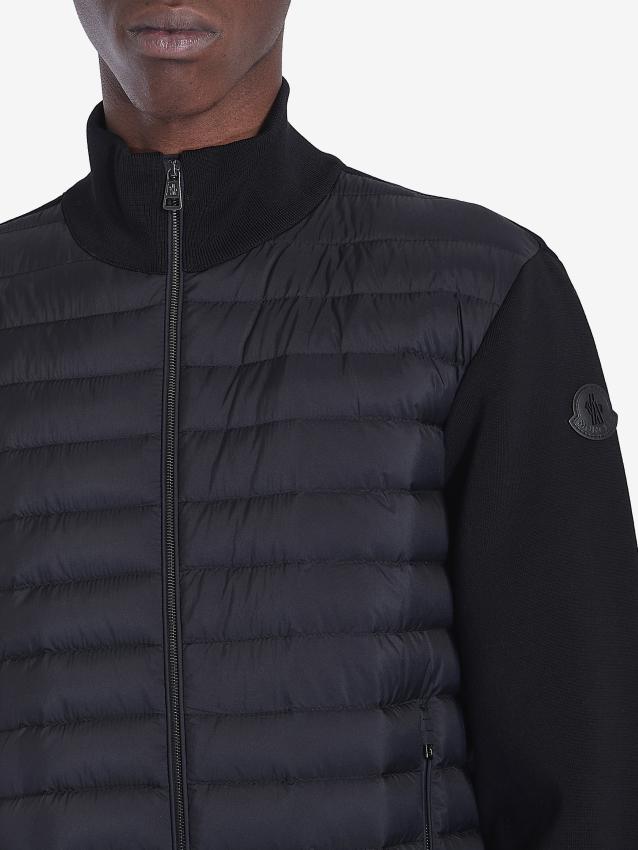 p25_moncler_p25-moncler-9b00020v91009992p.jpg