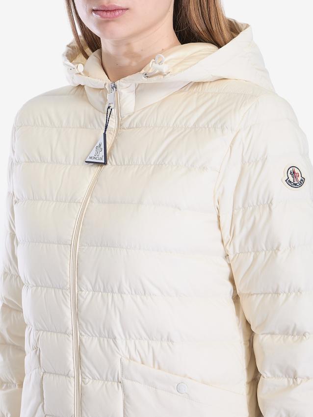 p25_moncler_p25-moncler-1a00069598604a2p.jpg