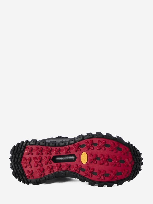 p25_moncler_p25-moncler-k109a4m00150m20589995p.jpg