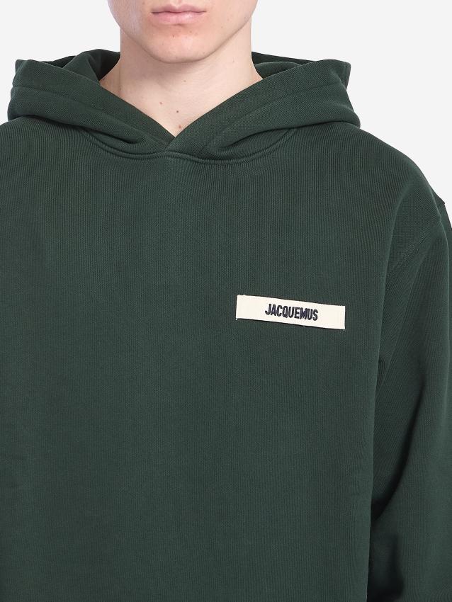 p25_jacquemus_p25-jacquemus-245js24720365912p.jpg