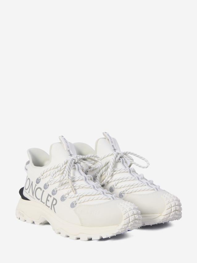 p25_moncler_p25-moncler-4m00160m34570012p.jpg