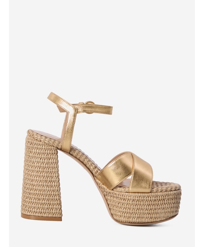 p25_gianvito-rossi_p25-gianvito-rossi-g3152270ricnwamena3p.jpg