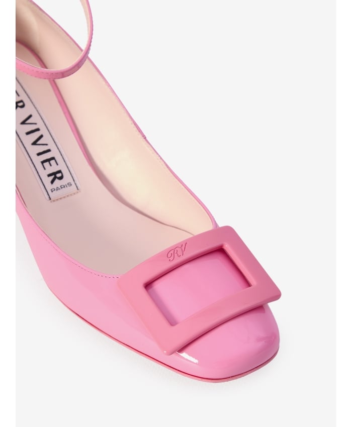 p25_roger-vivier_p25-roger-vivier-rvw76141300d1pm4286p.jpg