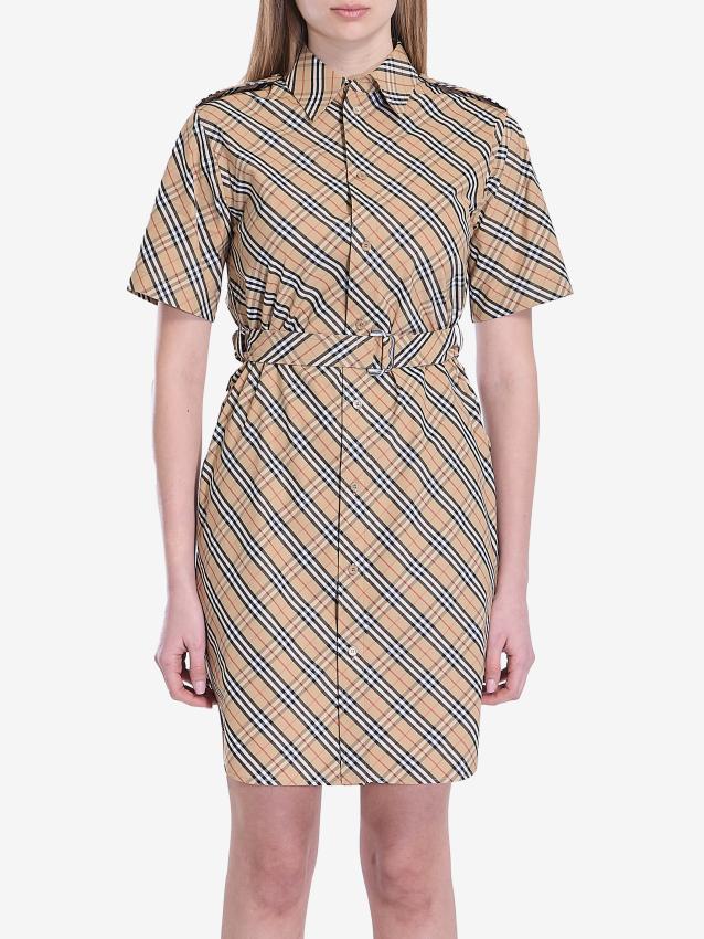 p25_burberry_p25-burberry-8106067b9368.jpg