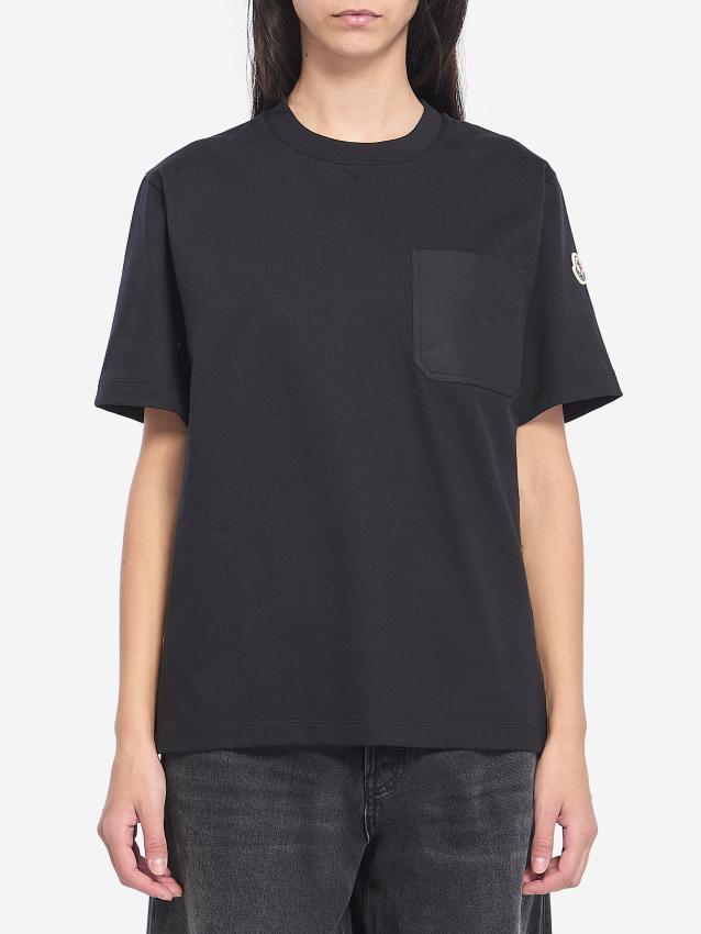 p25_moncler_p25-moncler-8c0002089a4u999.jpg