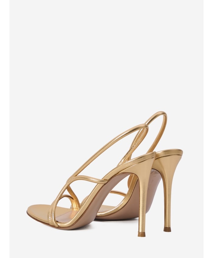 p25_gianvito-rossi_p25-gianvito-rossi-g3249615ricnpsme4p.jpg