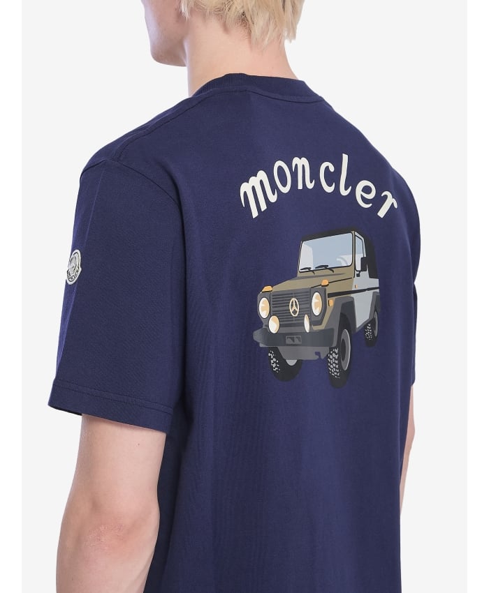 p25_moncler-mercedes_p25-moncler-mercedes-8c0000489ab97542p.jpg