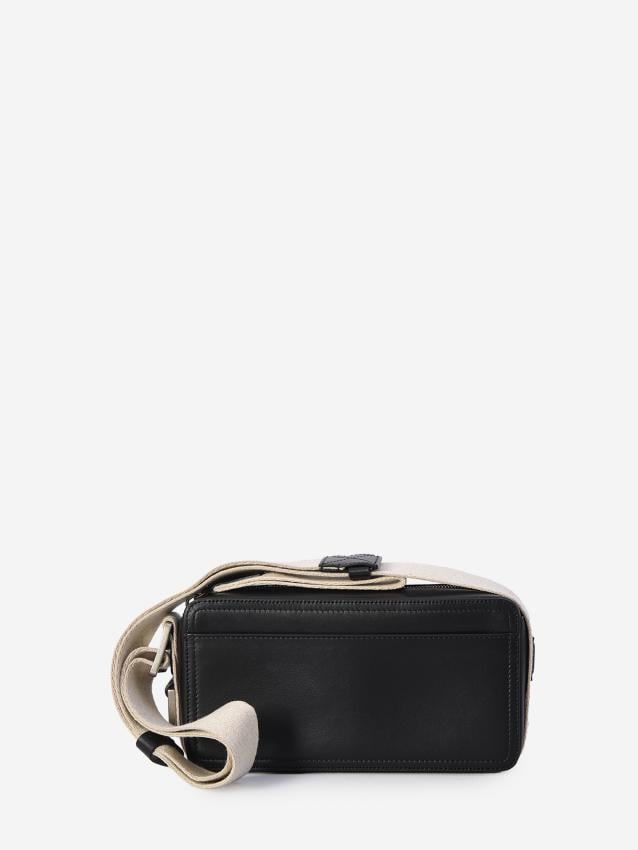 p25_jacquemus_p25-jacquemus-235ba09230619903p.jpg