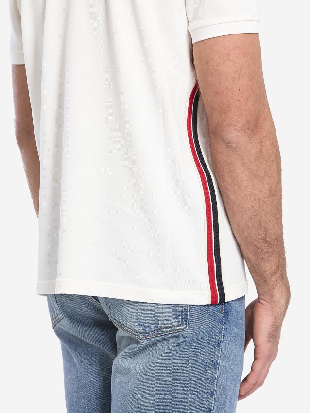 p25_moncler_p25-moncler-8a0002689a160342p.jpg