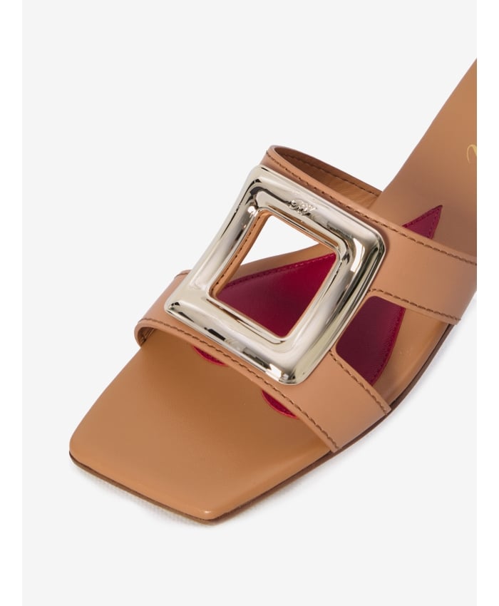 p25_roger-vivier_p25-roger-vivier-rvw74738070d90s0026p.jpg