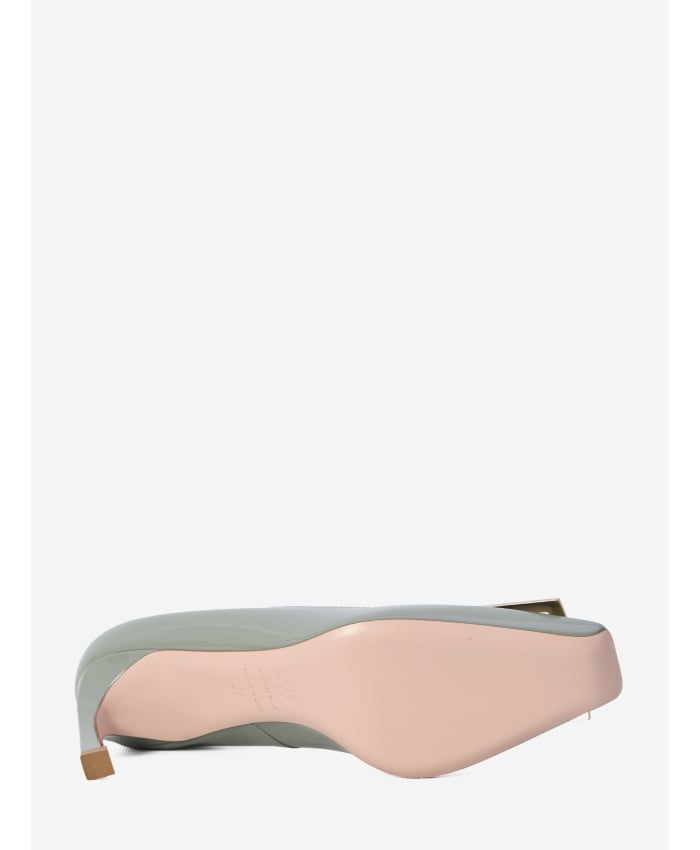 p25_roger-vivier_p25-roger-vivier-rvw40015280d1pt0315p.jpg
