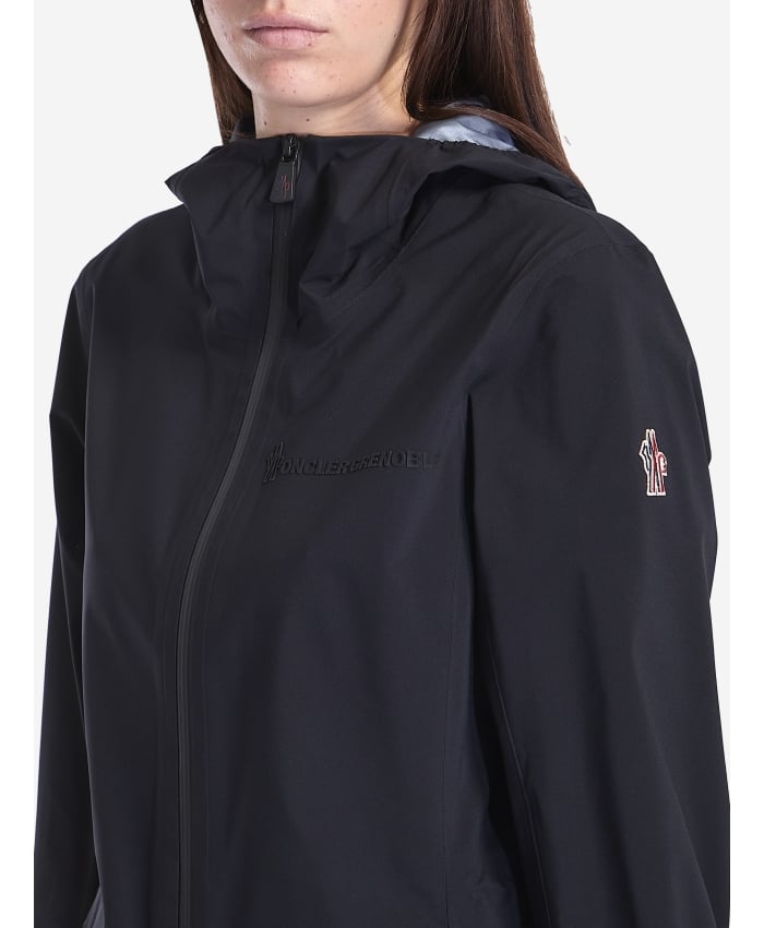p25_moncler-grenoble_p25-moncler-grenoble-1a000165987m9992p.jpg