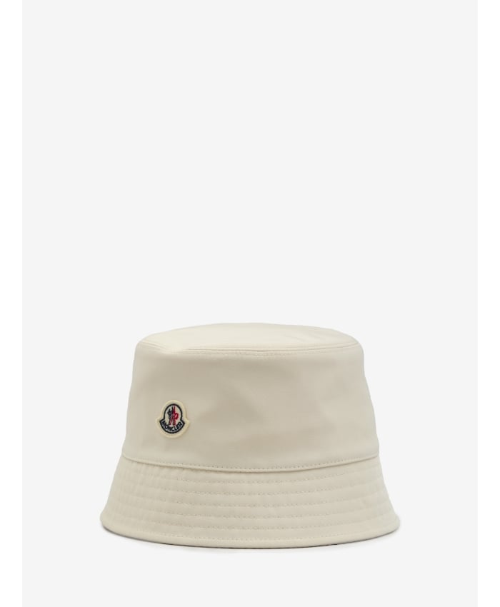 p25_moncler_p25-moncler-3b000255983x0502p.jpg