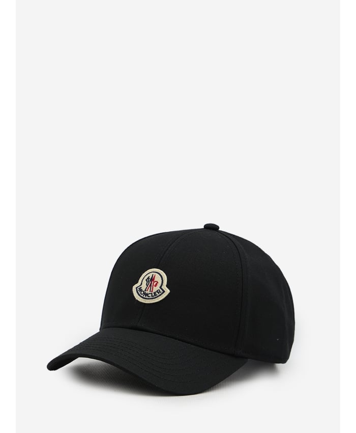 p25_moncler_p25-moncler-3b00039048639992p.jpg